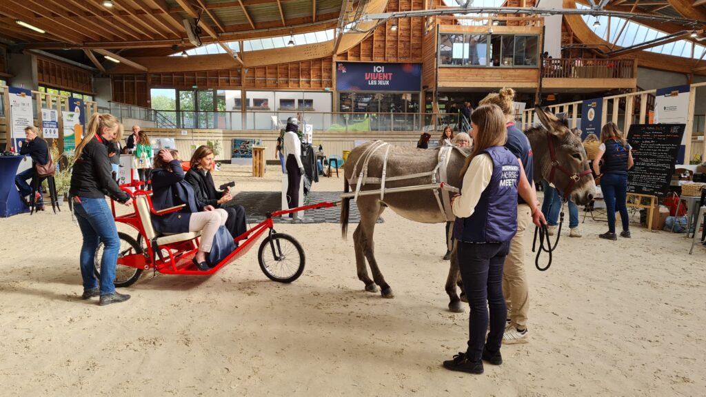 Avec l'escargoline lors du NHMU 2024 à Deauville